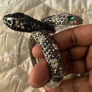 Women’s costume jewelry